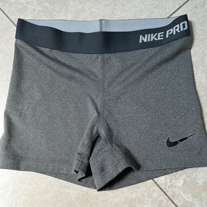 Nike shorts (women)